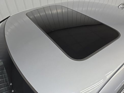 Used 2023 Honda Civic EX image 11