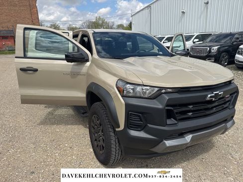 Used 2024 Chevrolet Colorado Trail Boss w/ Technology Package image 42