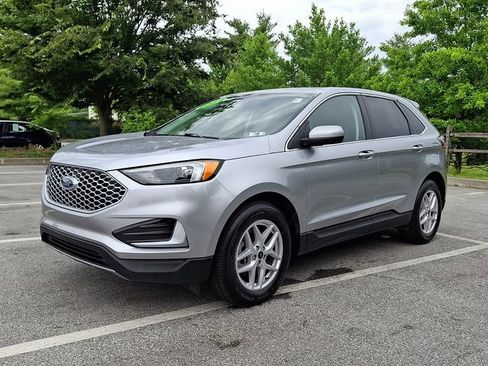 Used 2024 Ford Edge SEL AWD/4WD image 3