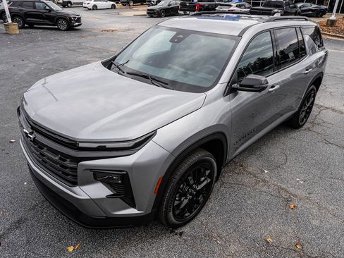 New 2026 Chevrolet Traverse LT w/ Midnight/Sport Edition image 15