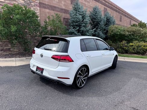 Used 2019 Volkswagen Golf R 4-Door AWD/4WD image 9