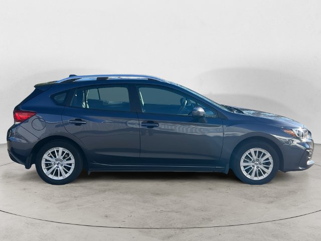 Used 2017 Subaru Impreza 2.0i Premium AWD/4WD image 4