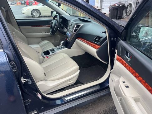 Used 2012 Subaru Outback 2.5i Limited w/ Moonroof Pkg image 5