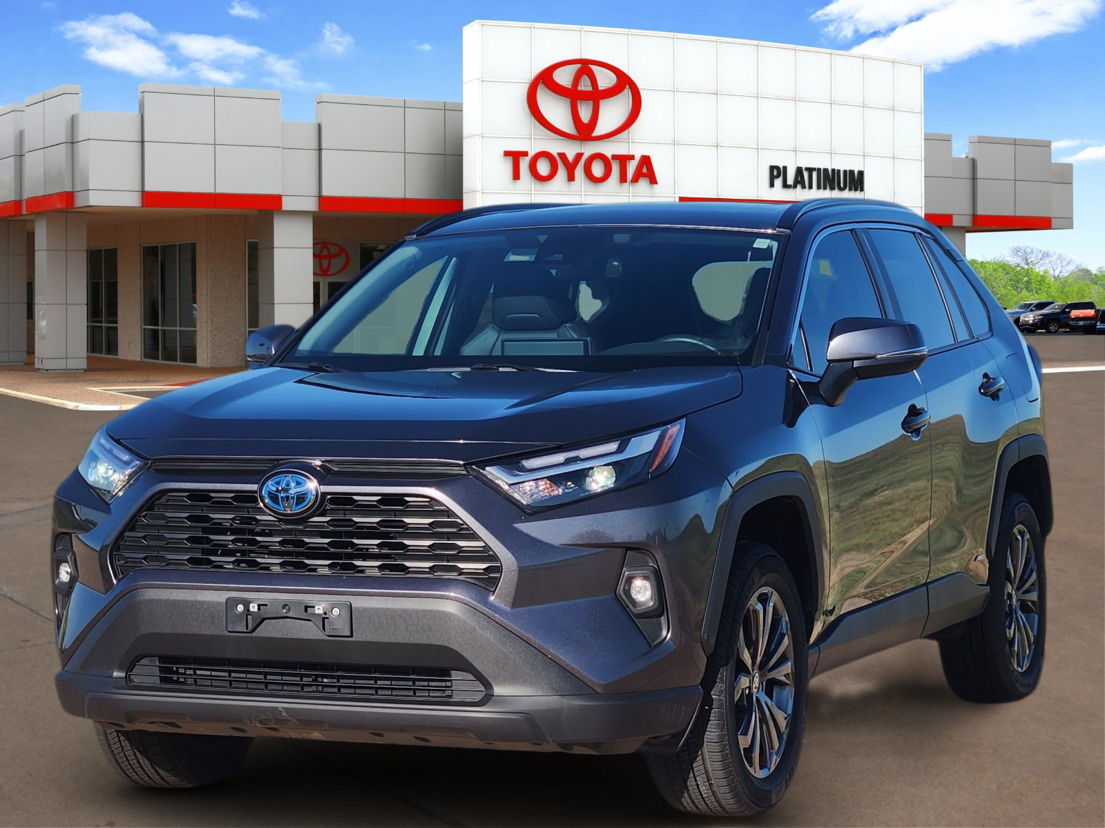 Used 2024 Toyota RAV4 XLE Premium AWD/4WD image 2