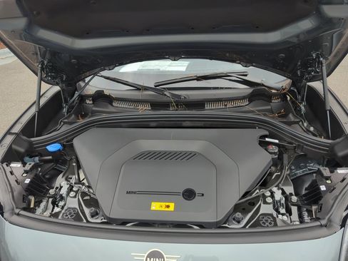 New 2025 MINI Cooper Countryman SE image 16