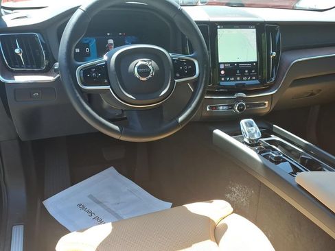 Used 2025 Volvo XC60 B5 Ultra w/ Protection Package Premier AWD/4WD image 20