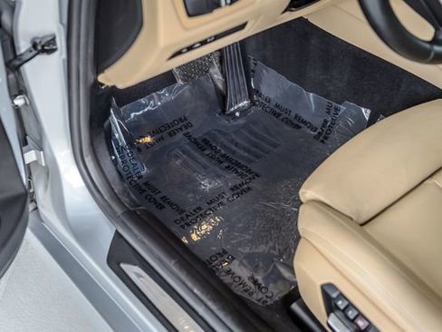 Used 2017 BMW 340i xDrive Sedan image 42