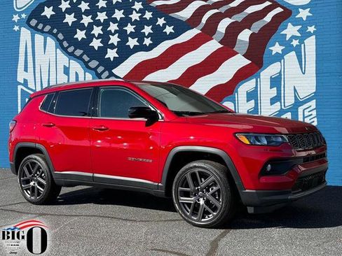 New 2026 Jeep Compass Latitude image 1