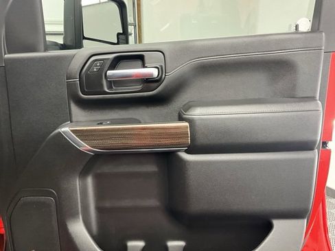 Used 2021 Chevrolet Silverado 2500 LT w/ Convenience Package image 15