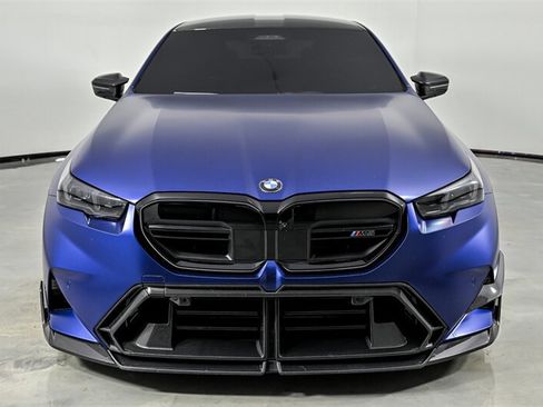 Used 2025 BMW M5 w/ Carbon Package AWD/4WD image 5