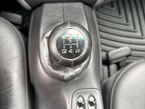 Used 1997 Porsche Boxster image 25