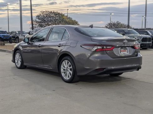 Used 2024 Toyota Camry LE image 8