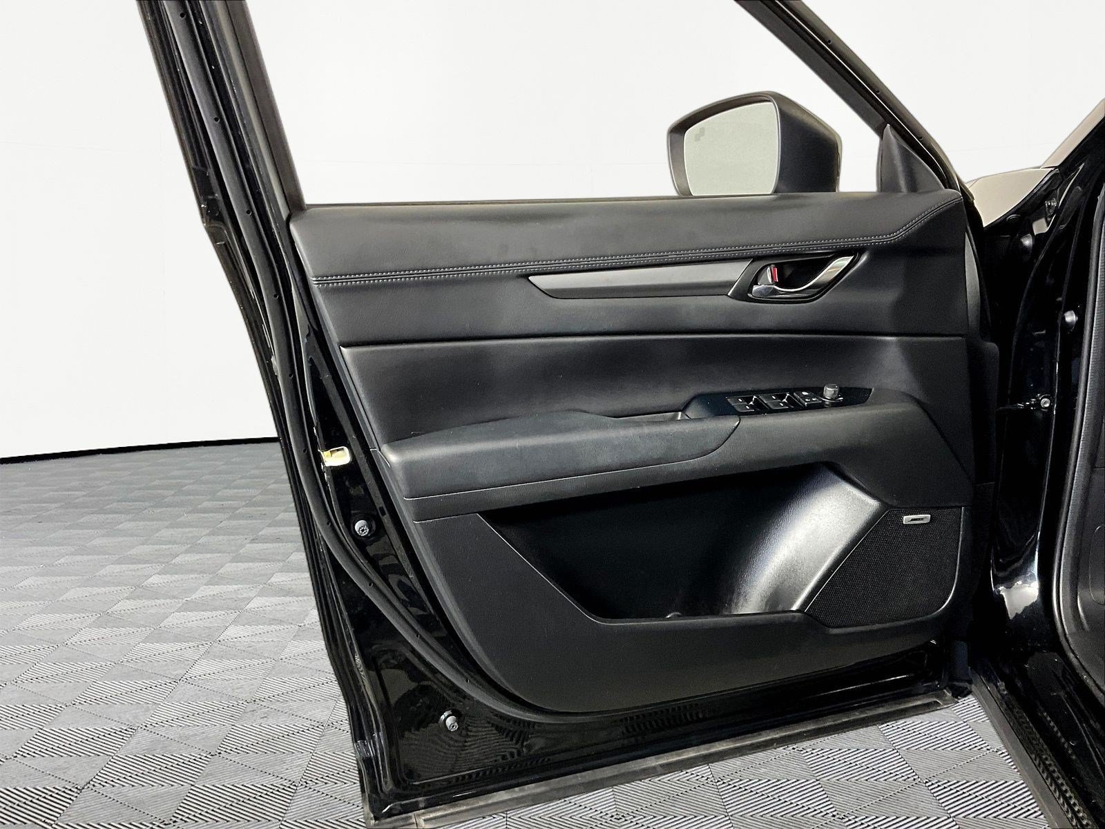 Used 2019 MAZDA CX-5 Touring AWD/4WD image 19