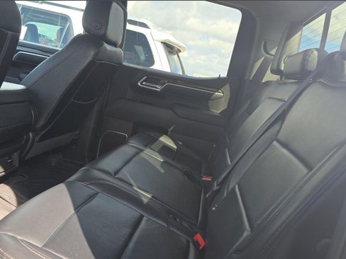 Used 2022 Chevrolet Silverado 1500 LT w/ All Star Edition Plus RWD image 10