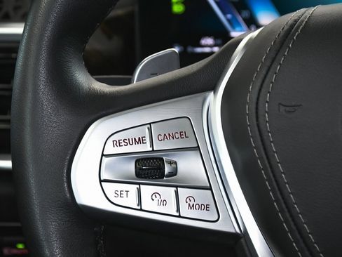 Used 2026 BMW X7 xDrive40i image 44