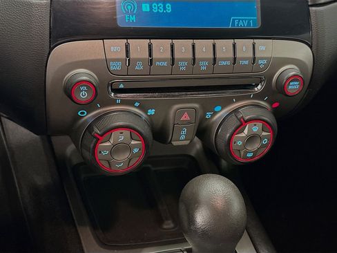 Used 2013 Chevrolet Camaro LS RWD image 22