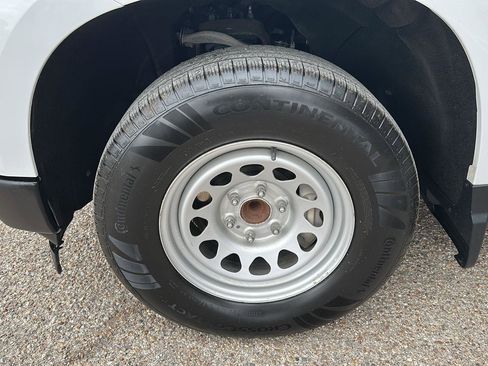 Used 2022 Chevrolet Silverado 1500 W/T w/ WT Value Package image 9