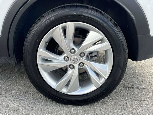 Used 2025 Buick Encore GX Preferred FWD image 11
