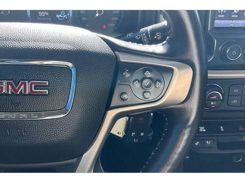 Used 2018 GMC Canyon Denali image 21
