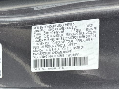 Certified 2025 Honda Pilot Black Edition image 44