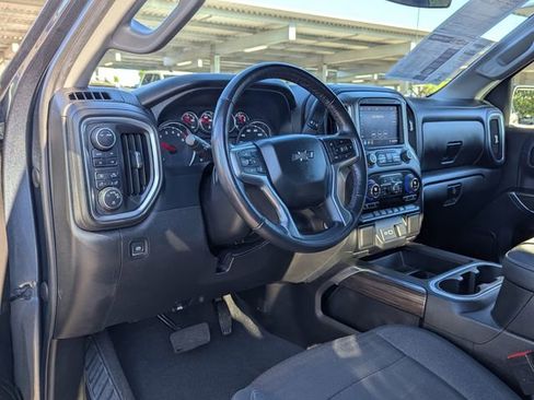 Used 2022 Chevrolet Silverado 1500 RST image 4