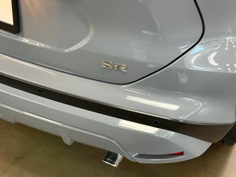 Used 2024 Nissan Kicks SR w/ Exterior Package FWD image 8