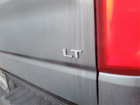 Used 2020 Chevrolet Silverado 1500 LT Trail Boss image 8