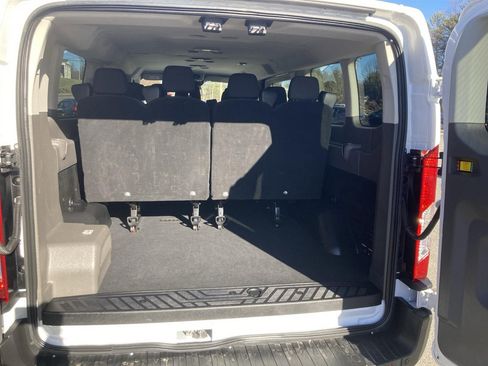 Used 2023 Ford Transit 350 XLT image 21