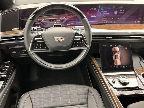 Certified 2026 Cadillac Escalade Platinum Sport image 13