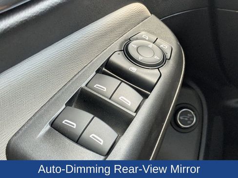 Used 2025 Buick Envista Avenir image 24