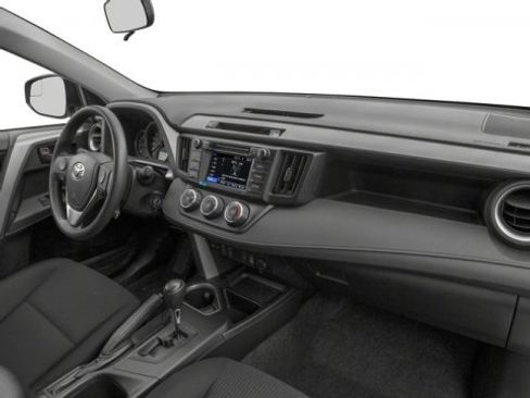 Used 2018 Toyota RAV4 LE w/ Carpet Mat Package AWD/4WD image 16