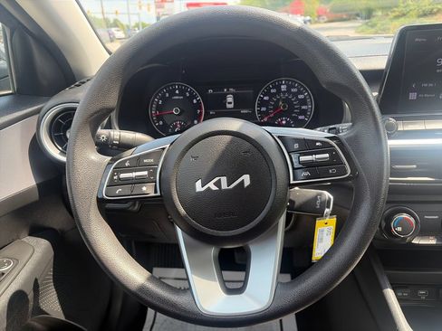 Used 2024 Kia Forte LXS FWD image 15