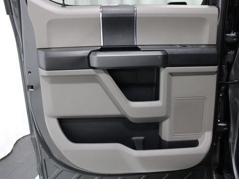 Used 2020 Ford F150 XLT AWD/4WD image 15