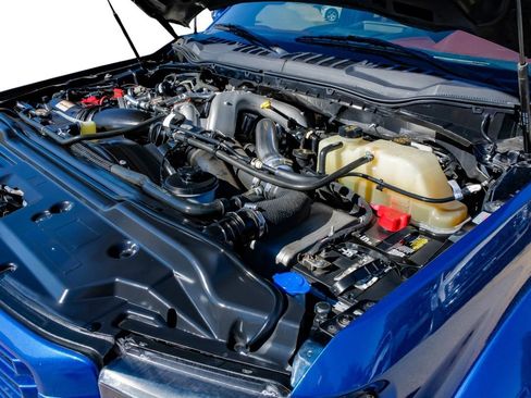 Used 2022 Ford F450 Platinum w/ FX4 Off-Road Package image 58