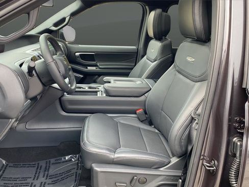 New 2026 Ford Expedition Platinum AWD/4WD image 10