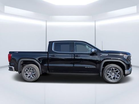 New 2026 GMC Sierra 1500 SLE w/ X31 Off-Road Package AWD/4WD image 2