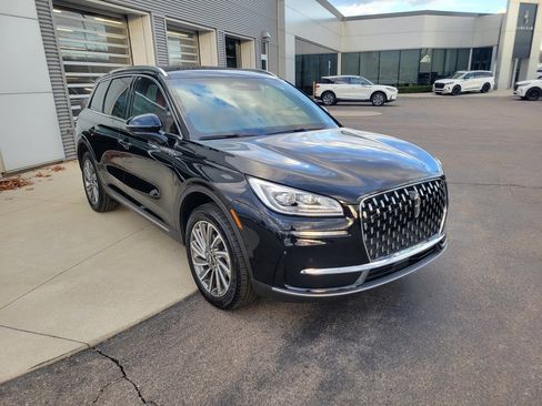 Certified 2024 Lincoln Corsair Reserve w/ Equipment Group 201A image 10