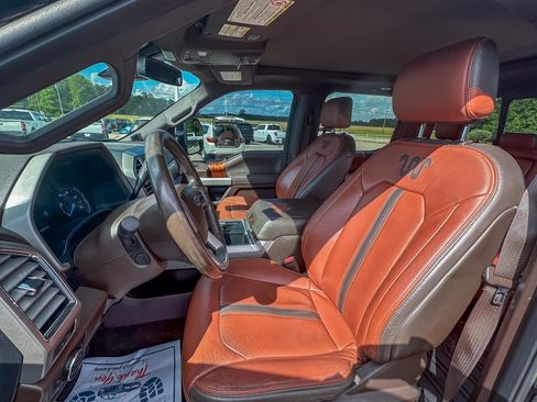 Used 2018 Ford F250 King Ranch w/ King Ranch Ultimate Package AWD/4WD image 8