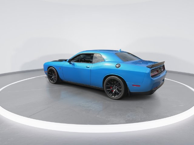 Used 2015 Dodge Challenger SRT Hellcat RWD image 6