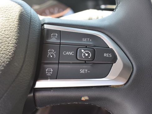 Used 2024 Jeep Compass Limited AWD/4WD image 22