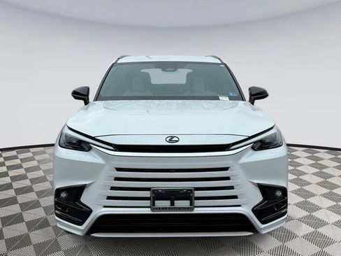 Used 2026 Lexus TX 500h AWD w/ Technology Package image 6