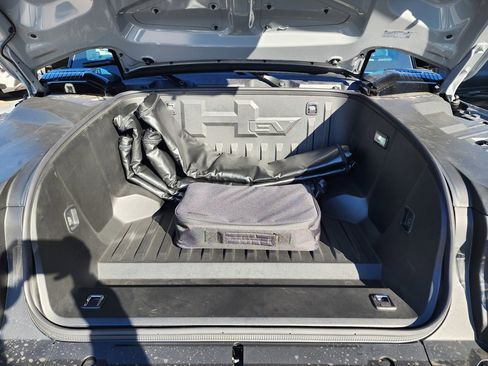 New 2026 GMC Hummer EV SUV image 10