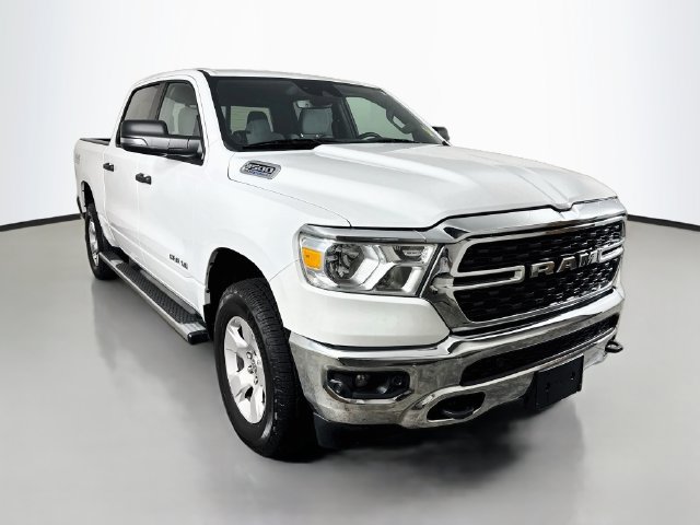 Used 2024 RAM 1500 Big Horn AWD/4WD image 3