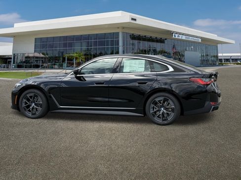 New 2026 BMW i4 eDrive40 w/ Driving Assistance Package RWD image 7