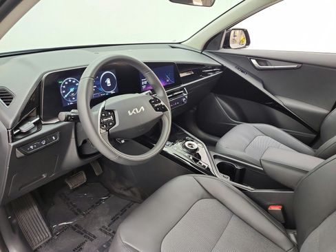 Used 2024 Kia Niro Wind FWD image 12
