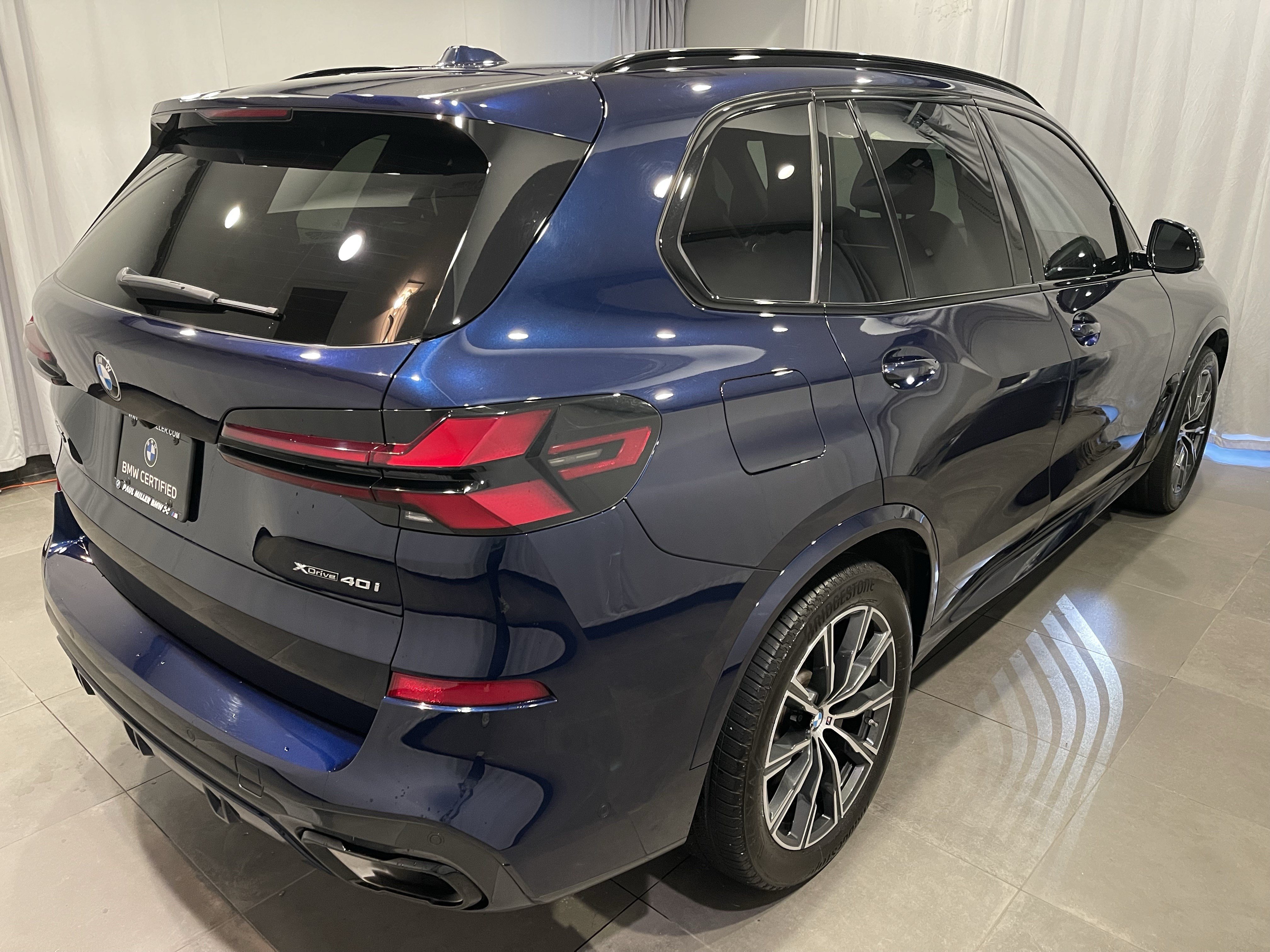 Certified 2025 BMW X5 xDrive40i w/ M Sport Package AWD/4WD image 6