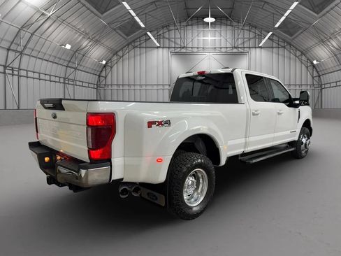 Used 2021 Ford F350 Lariat w/ Lariat Value Package AWD/4WD image 5