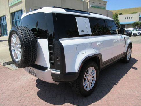 Used 2024 Land Rover Defender 110 S AWD/4WD image 2