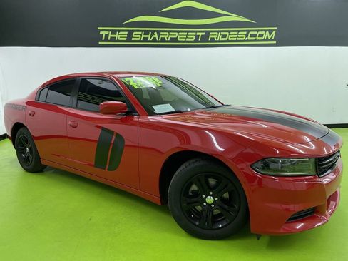 Used 2022 Dodge Charger SXT image 1