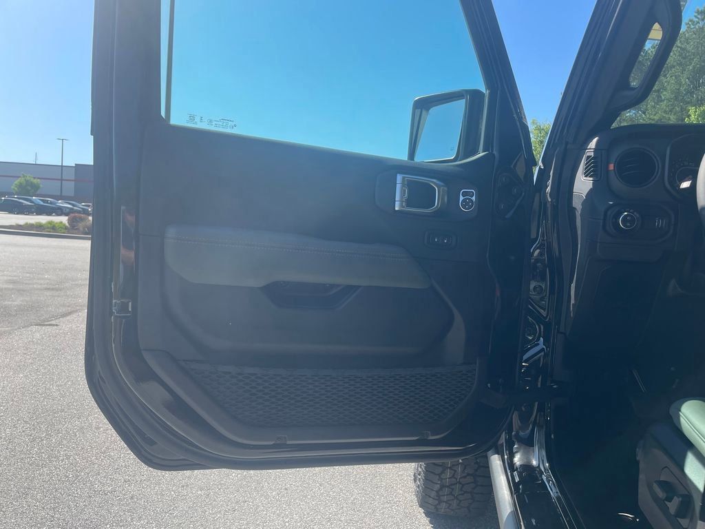 New 2026 Jeep Gladiator Mojave AWD/4WD image 10